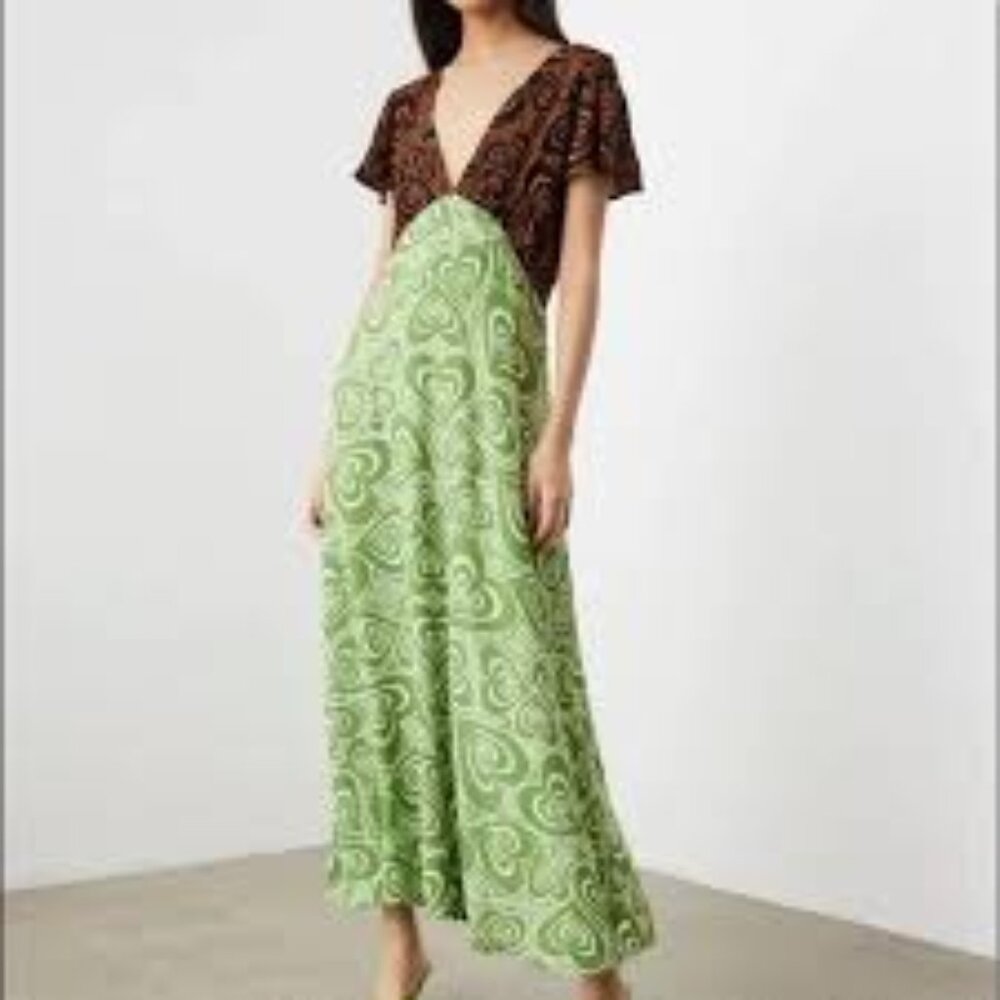 Lisa Says Gah! Grace Swirly Heart V Neck Dress Size M